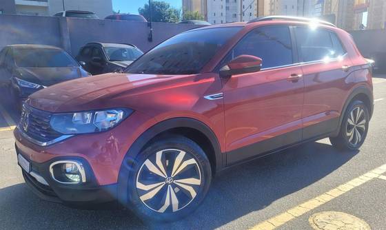 VOLKSWAGEN T-CROSS 1.0 200 TSI TOTAL FLEX COMFORTLINE AUTOMÁTICO VOLKSWAGEN T-CROSS 1.0 200 TSI TOTAL FLEX COMFORTLINE AUTOMÁTICO